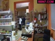 Vinzatoarea de la materiale de constructi suge pula uni client