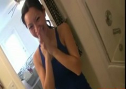 Chinezoaica cu ochii mici sare in sus de fericire cand vede pula