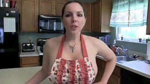 Miscari lascive imbracata la webcam sa excite barbatii