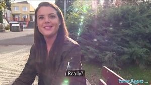 1000 de dolari pentru sex in parc cu finalizare in pizda stramta