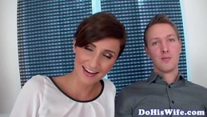 Porno cu negru care isi lasa sperma in pizda calda