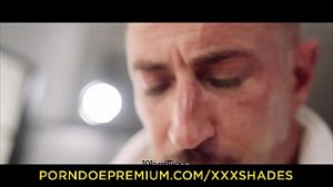 Pula freaca vaginul pana se incinge si vrea futai adanc cu ejaculare