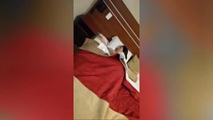 Porno filmat cu telefonul intre fete excitate cu pizde stramte