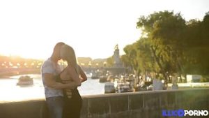 Rachele o blonda superba penetrata la prima intalnire