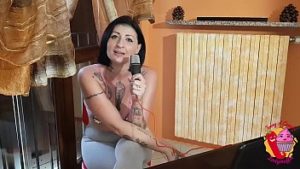 Milfa tatuata la casting platita pentru sex
