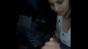 Film porno romanesc cu o bruneta cand suge pula