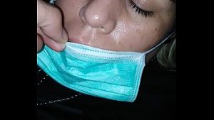 Primeste sloboz pe gura cand doarme