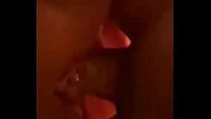 Alinuta din Bucuresti se fute in cur porno in romana