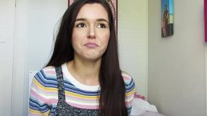 Scena de amor cu tanara la dus