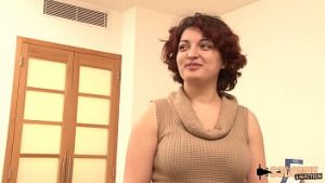 Andra profesoara romanca matura se fute