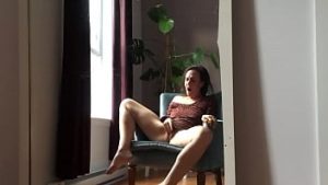 9 minute isi provoaca orgasm cu degetele