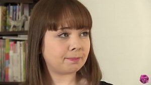 Face sex cu sotia si tipa de la menaj