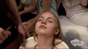 50 de barbati fut o singura femeie