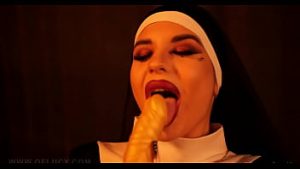 LucySkkrr calugarita porno xxx in romana