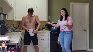 Ii suge pula pana isi da drumu in gura