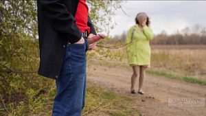 Isi face o laba pe camp si e supt de o centurista