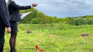 Secretara abuzata sexual pe un camp