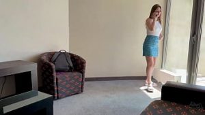 Fiul pervers isi fute in vagin mama vitrega