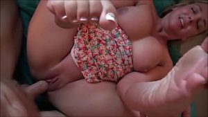 Brianna la 45 de ani are tate frumoase si face sex neprotejat