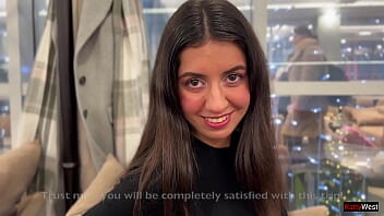 Oral si sex anal neprotejat in tren cu bruneta platita