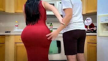 Gagica cu implant in sani si fund e fututa brutal