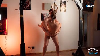 Laura Quest porno romanesc legata si fututa