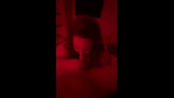 Romanca suge pula cu lumina stinsa