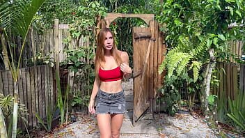 In vizita la vecina divortata nesatula de pula