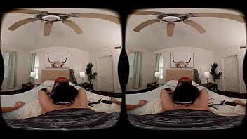 Ii place sa fie filmata cu telefonu cand calareste pula