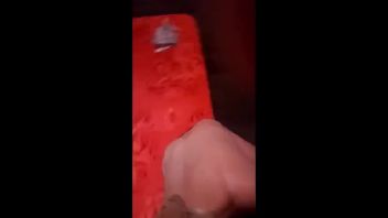 Romanca casatorita isi inseala sotul