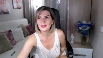 Milfa romanca show la web