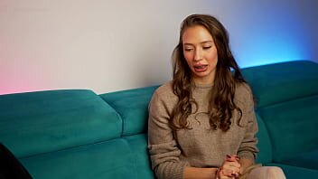 Starleta porno calareste pula cu pizda si simte sperma calda