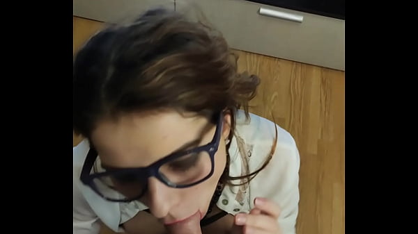 Profa de meditatii face sex imbracata